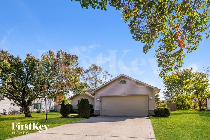 Foto principal - 20839 Summit Rd