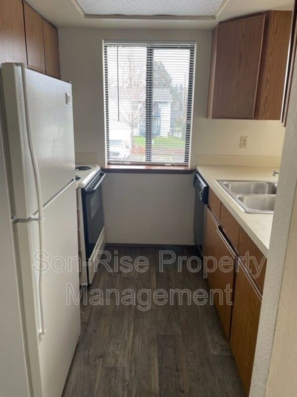 2324 Valencia St Unit 4, Bellingham, WA 98229 Condo for Rent in