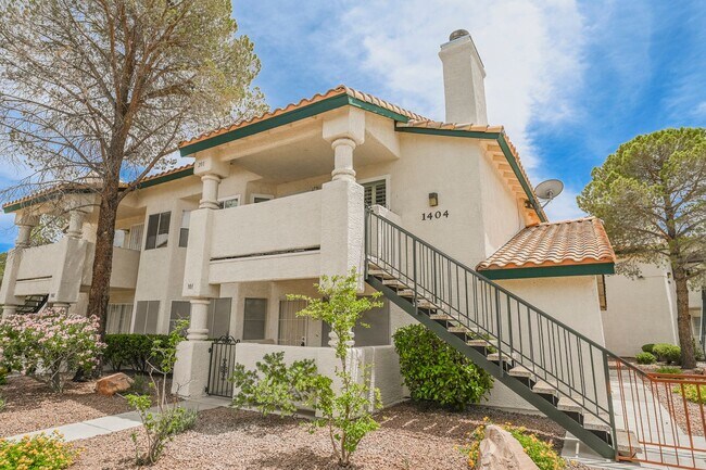 Building Photo - MOVE IN READY!! Fully Furnished Turn-key t...