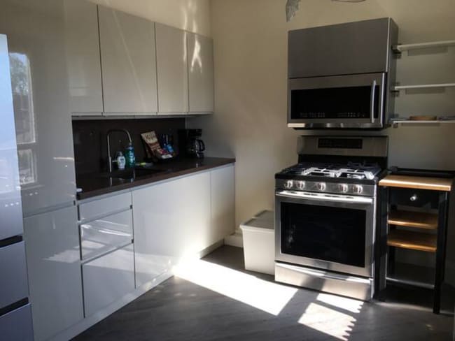 Building Photo - 3 Bedroom in Little Italy