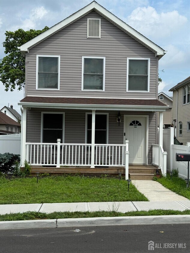 Foto principal - 296 Oak St