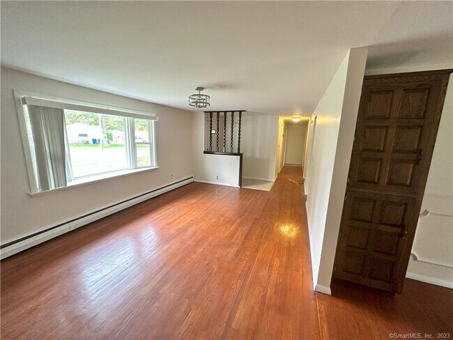 Foto del edificio - 55 Red Top Dr