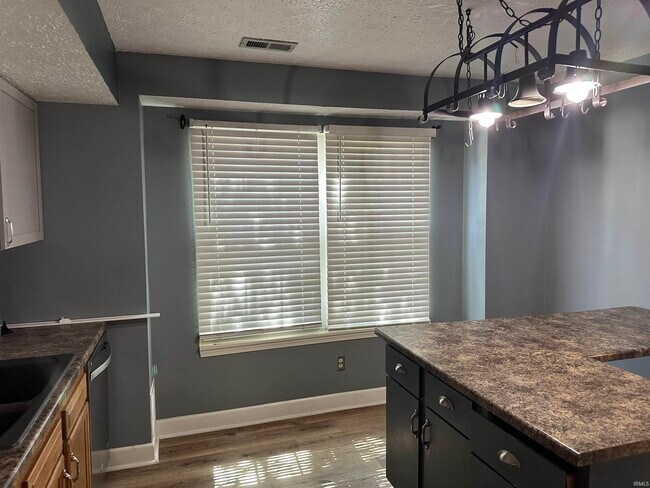 Foto del edificio - 4144 W Heritage Way