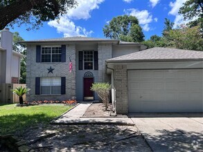 Building Photo - 1623 Stonehaven Village Cir