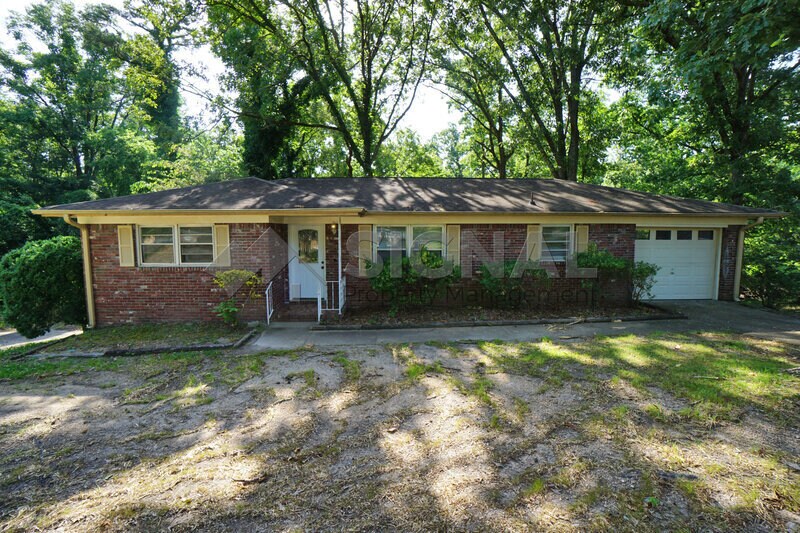 2813 4th St NW, Center Point, AL 35215 House Rental in Center Point
