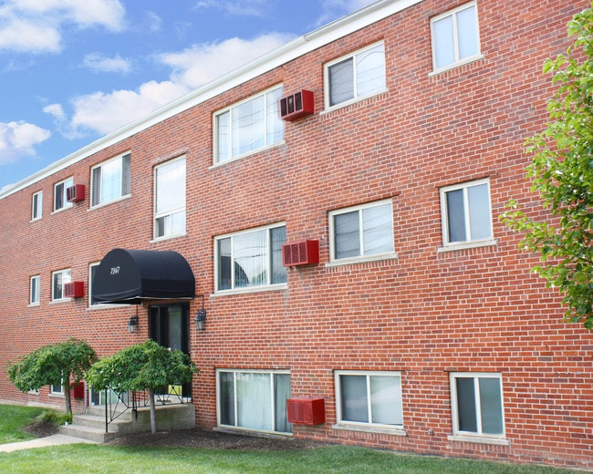 Crown Court Apartments Florence KY 41042 Apartments com Crown Court Apartments Florence KY 41042 Apartments com