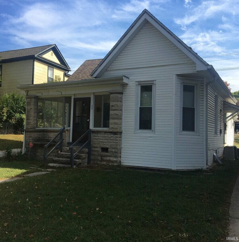 339 S Grant St, Bloomington, IN 47401 Townhome Rentals in Bloomington