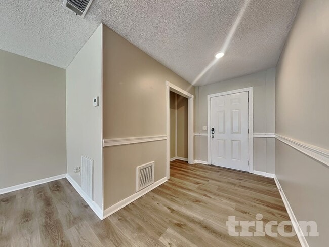 Building Photo - 3106 King Phillip Way