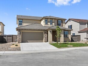 Building Photo - 2264 Great Blfs Ln