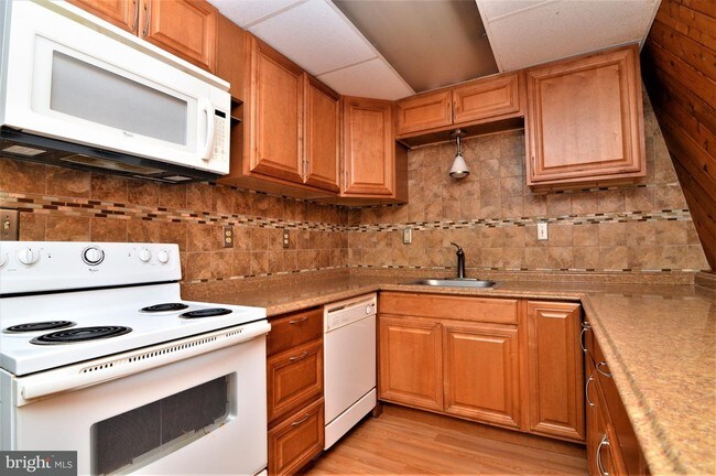 Building Photo - 850 Ocean Pkwy
