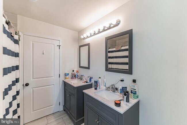 Foto del edificio - 1701 Butler Pike