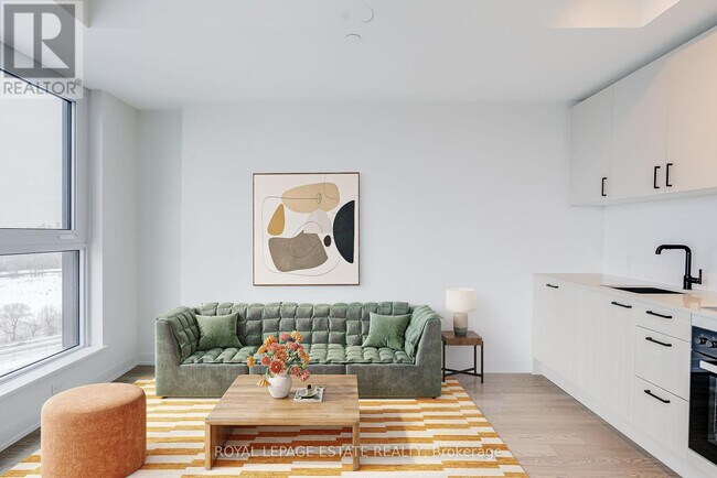 Building Photo - 1 Quarrington Lane