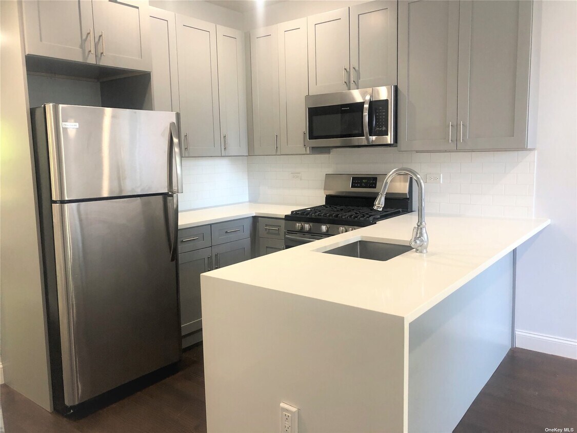 Foto principal - 703 Greene Ave