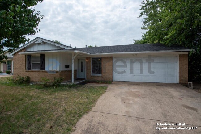 Foto del edificio - 626 Wren Ave