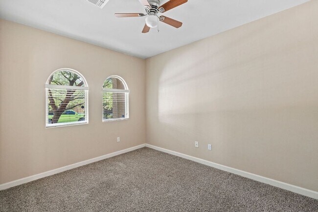 Foto del edificio - This very popular 2-story home floor plan ...