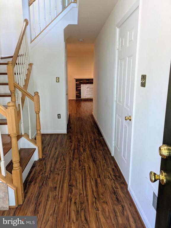 Foto del edificio - 2502 Clover Field Cir