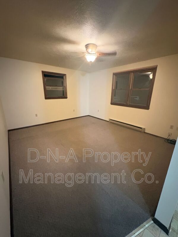 Foto del edificio - 2167 Shafer Rd
