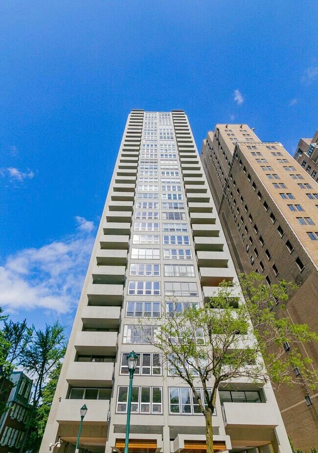 Foto del edificio - 224 W Rittenhouse Sq