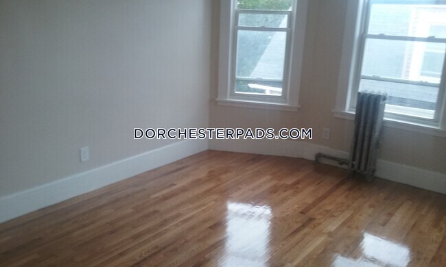 Foto del edificio - 344 Bowdoin St