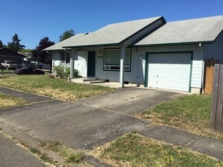 Building Photo - 1496 Logan St