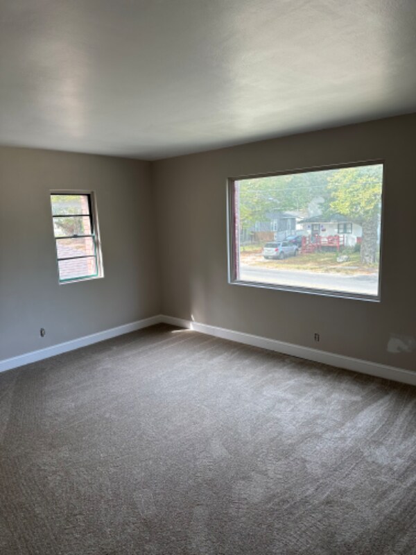 Foto principal - 2569 E Midlothian Blvd