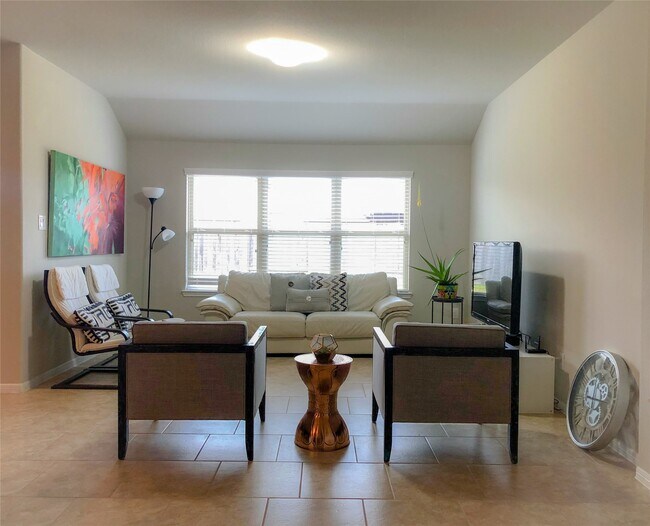 Foto del edificio - 3310 McDonough Way