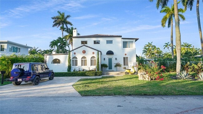 Building Photo - 1201 NE 85th St