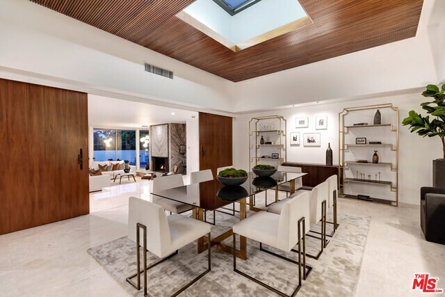 Foto del edificio - 802 N Crescent Dr