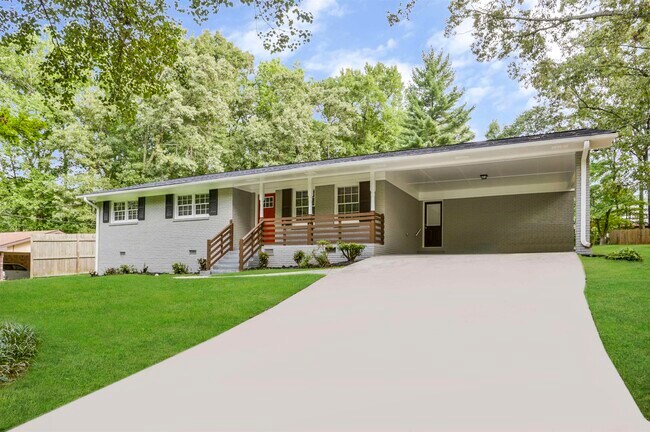 Building Photo - 1732 Virginia Cir