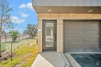 Building Photo - 1601 Mustang Dr