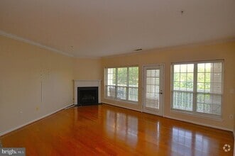 Building Photo - 4550 Strutfield Ln