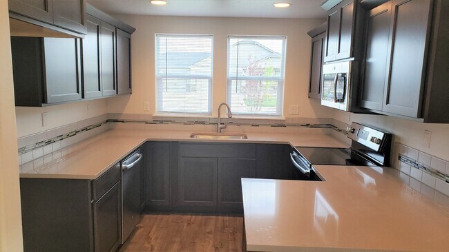 Foto del edificio - Brand New 3Bedroom Home!