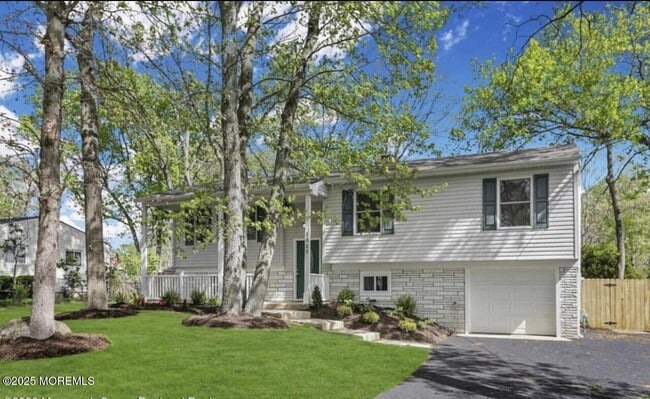 Foto del edificio - 1015 Zircon Dr