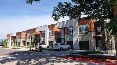 Building Photo - 2879 W Parkside Pl