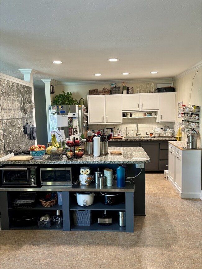 Foto del edificio - 1146 Taffeta Dr