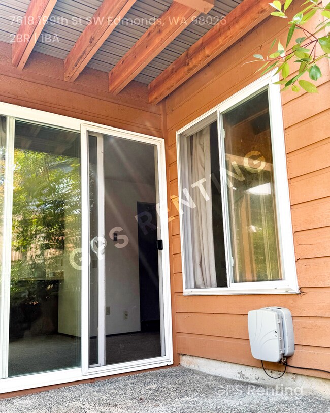 Foto del edificio - Spacious 2 bedroom with Garage Parking!