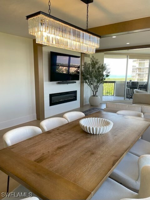 Foto del edificio - 6001 Pelican Bay Blvd