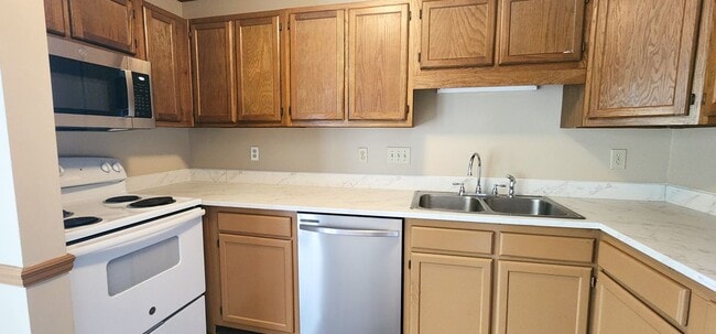Building Photo - 5706 Chalmers Ct