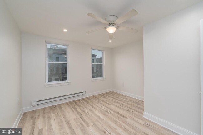 Foto del edificio - 1722 Eastern Ave