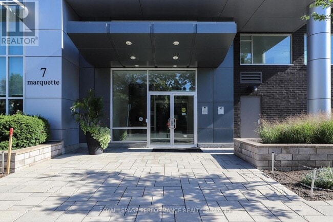 Photo du bâtiment - 7 Marquette Ave