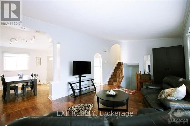 Building Photo - 74 Seabrooke Dr