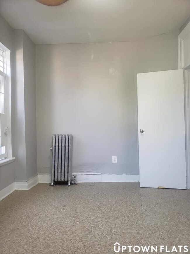 Foto del edificio - 1090 Franklin Ave