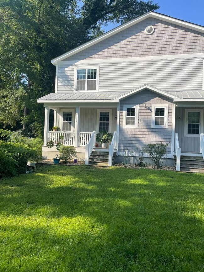 Foto del edificio - 217A Greenville Avenue - 217A
