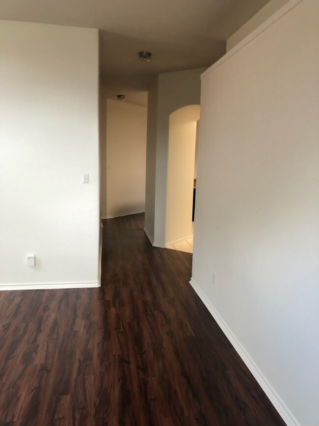 Foto del edificio - 9880 Wyndbrook Dr