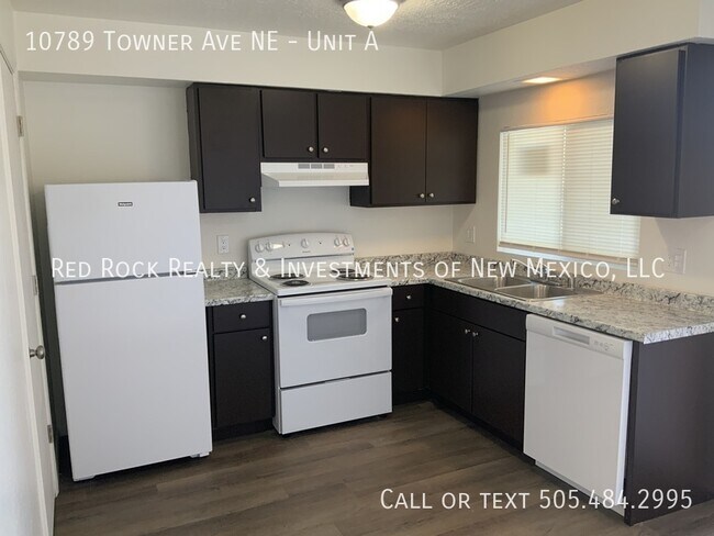 Foto del edificio - 10789 Towner Ave NE