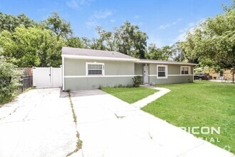 Building Photo - 667 Encino Way