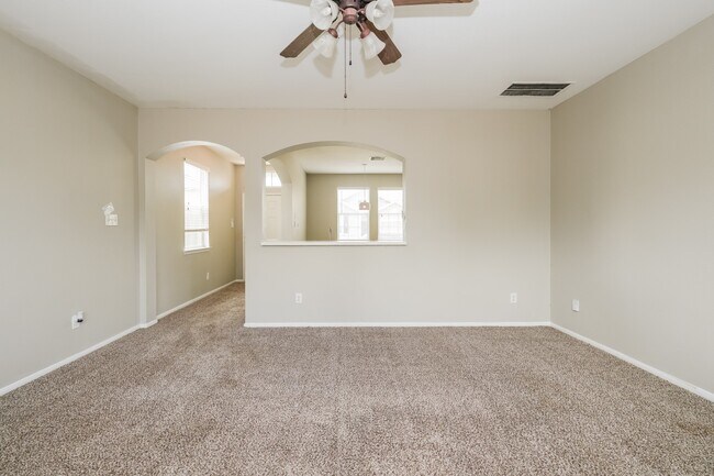 Foto del edificio - 21702 Mossy Field Ln