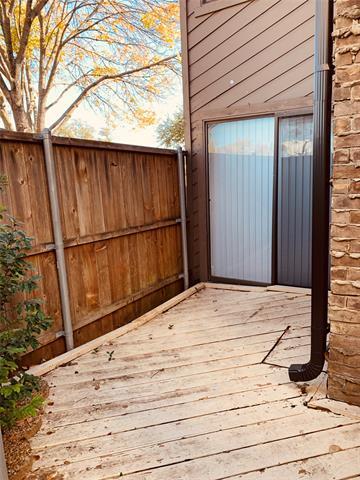 Building Photo - 333 Melrose Dr