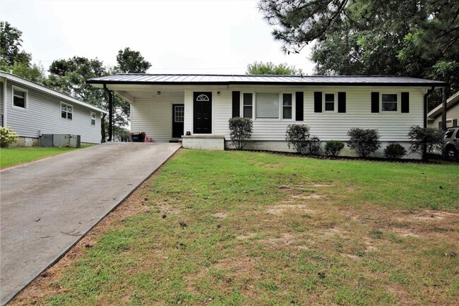 Foto del edificio - East Side of Cullman City Limits