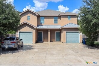 Building Photo - 1125 Brown Rock Dr